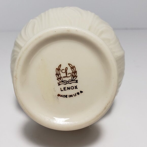 Lenox Porcelain Elfin Small Bud Vase Cream with Gold Trim Like New - Picture 3 of 6